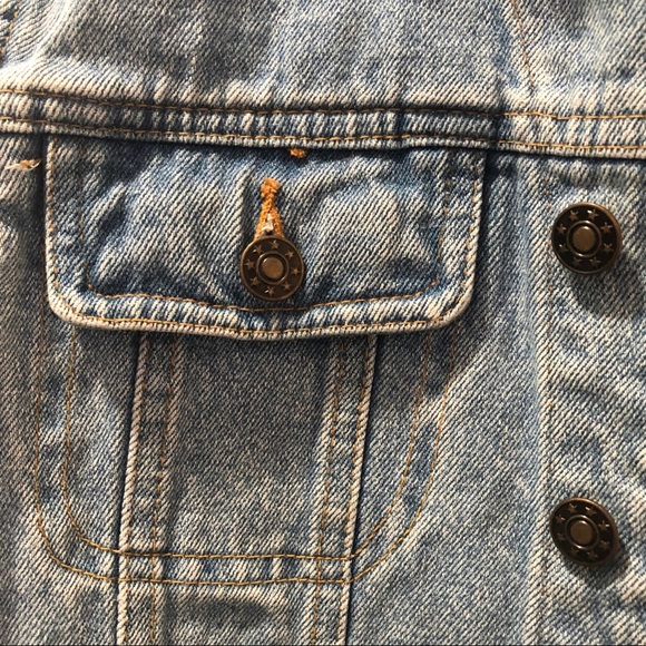 Betty Boop Denim Vest 1990’s light washed denim Size Large - Picture 6 of 14